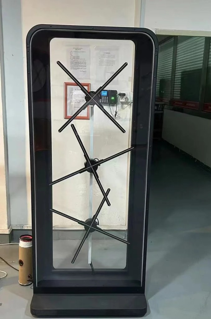 Standee 3D Hologram